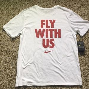 🔥🆕 ATHLETIC CUT NIKE TEE 🆕🔥